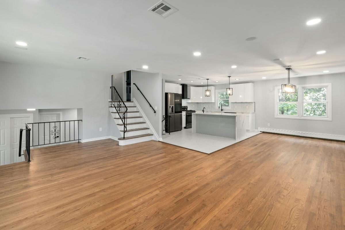 4 BHK Unfurnished Apartment Deep Cleaning - Image 4