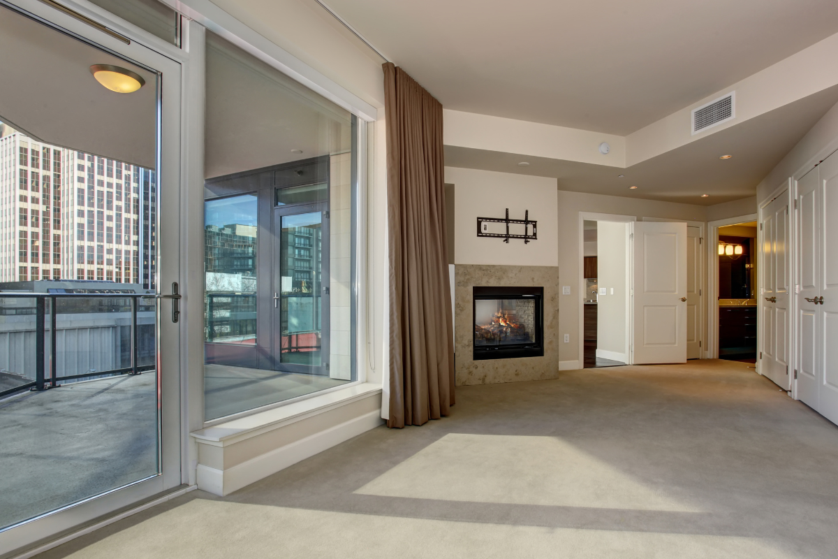 5 BHK Unfurnished Apartment Deep Cleaning - Image 3